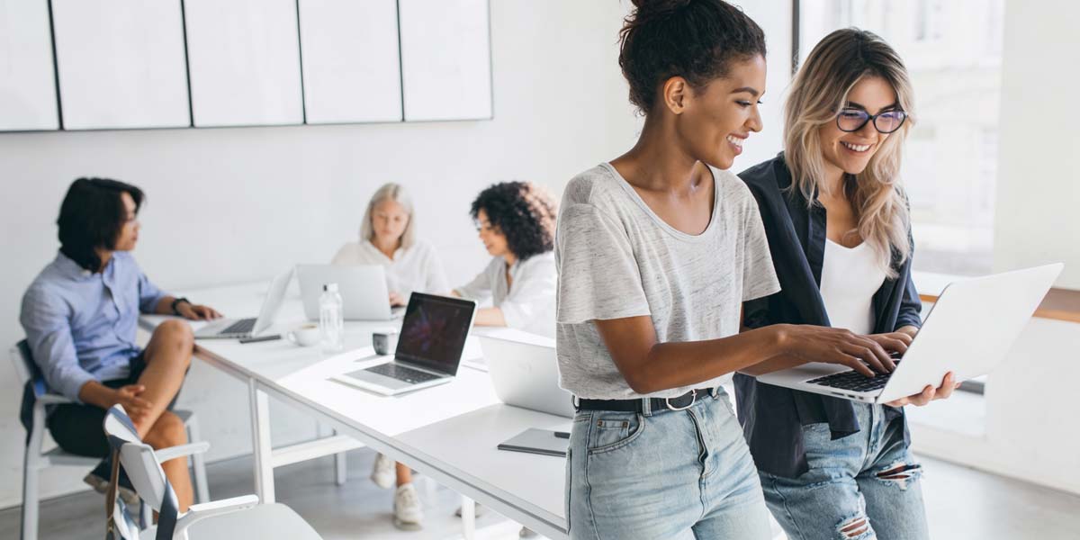 Stratégie de contenu LinkedIn pour le B2B : guide pour les entreprises