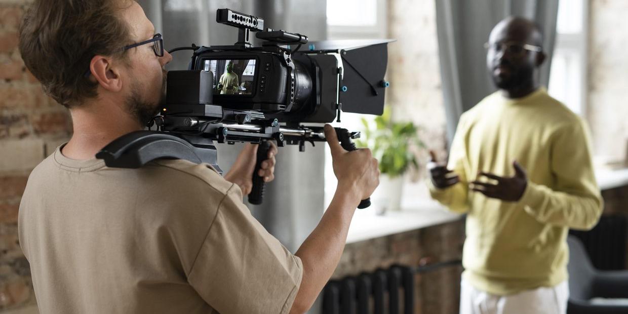 In Media Res : une technique narrative qui plonge le lecteur au cœur de l'action