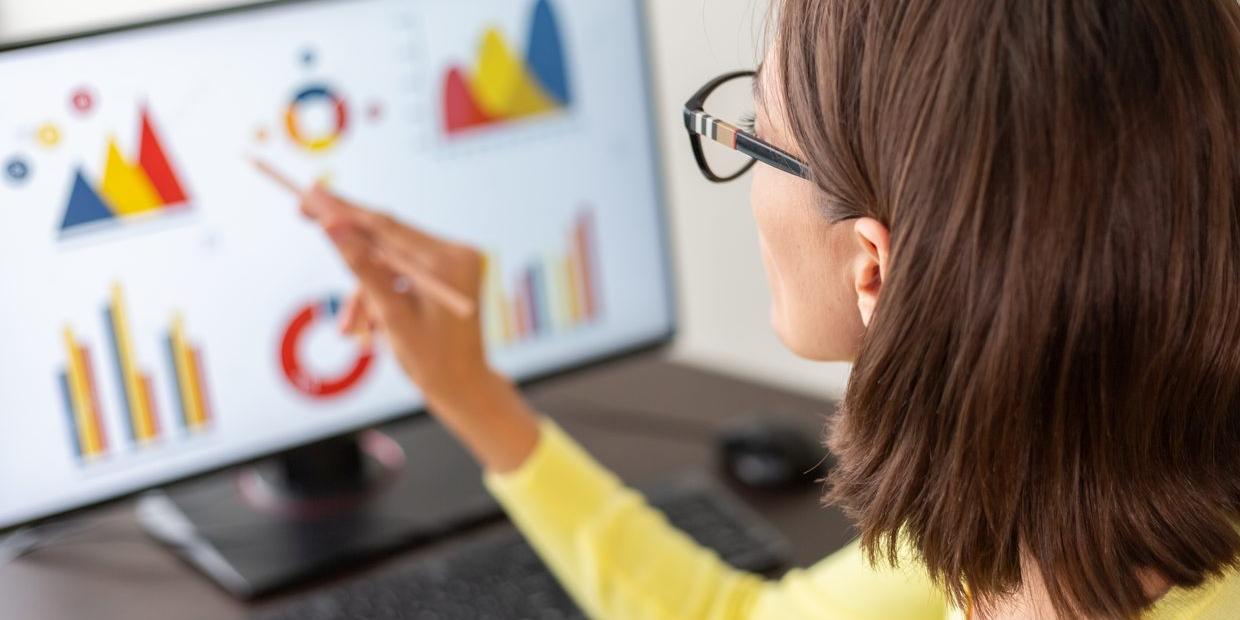 Outils de relations publiques : logiciels de veille, d'analyse et de gestion des relations presse